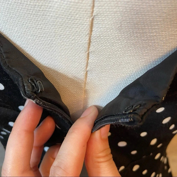 Suzy‎ Shier polka  dot dress in size x-small - Picture 7 of 10